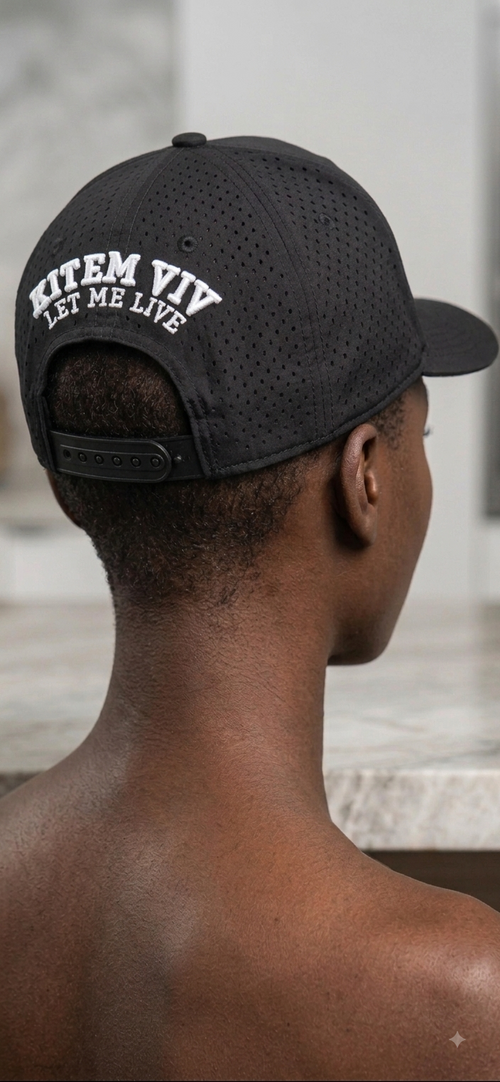 "KITEM VIV" Statement Snapback — Black